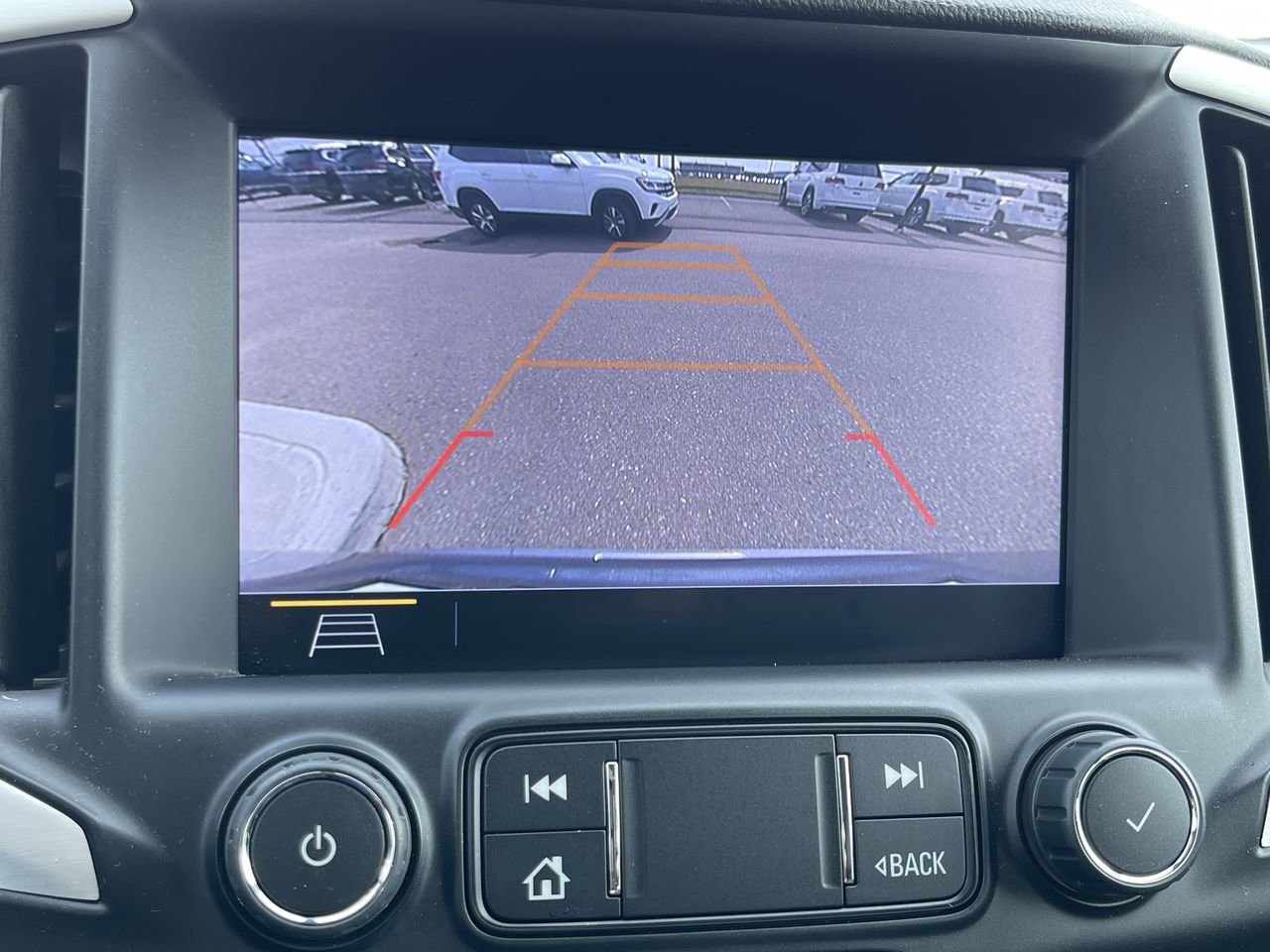 Used 2019 Graphite Grey (MET) GMC SLT image 25