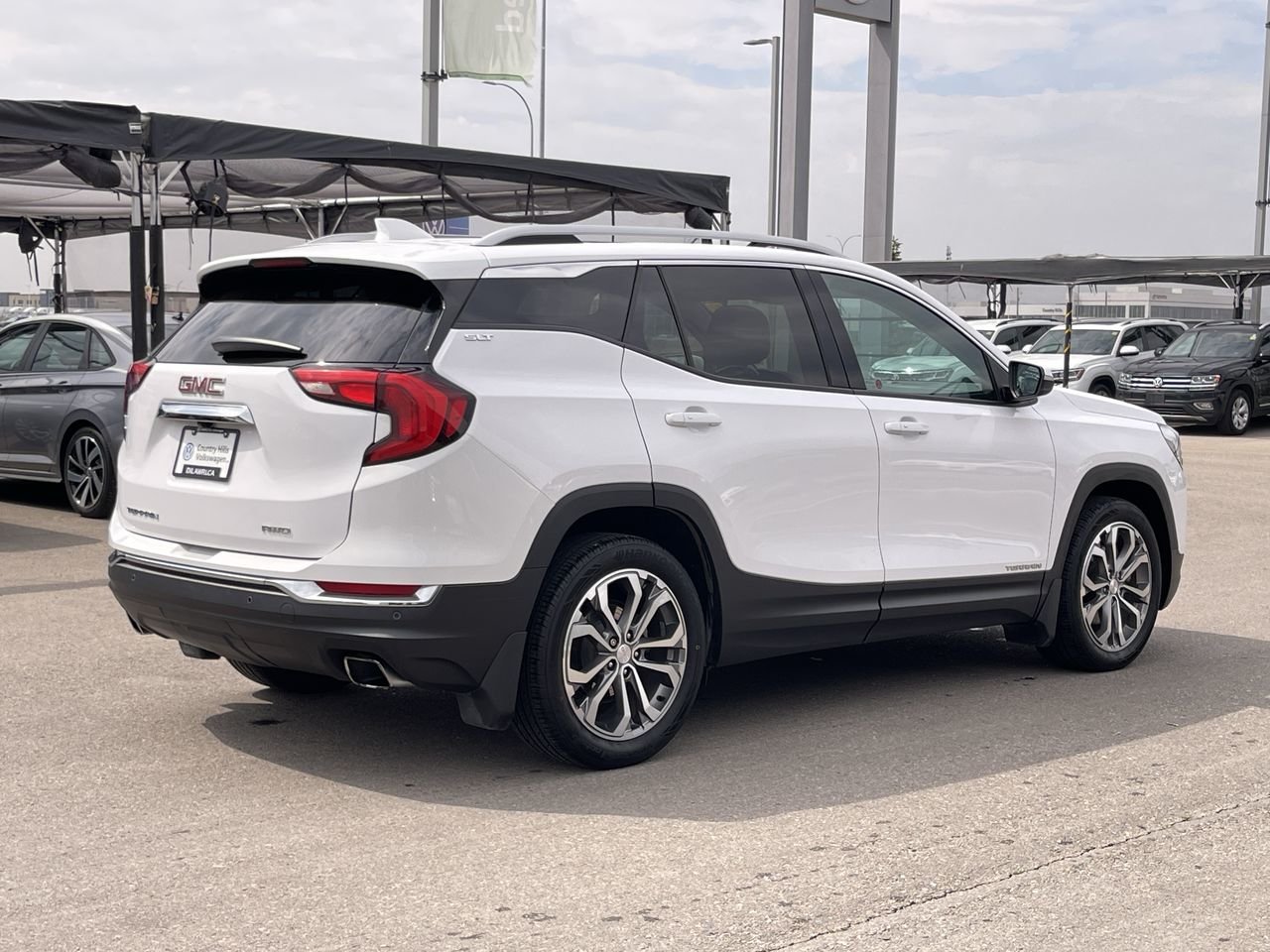Used 2019 Summit White GMC SLT image 11