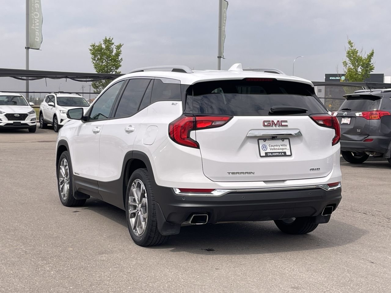 Used 2019 Summit White GMC SLT image 8