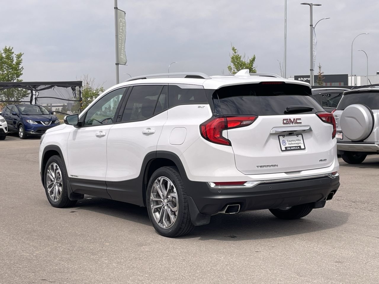 Used 2019 Summit White GMC SLT image 7