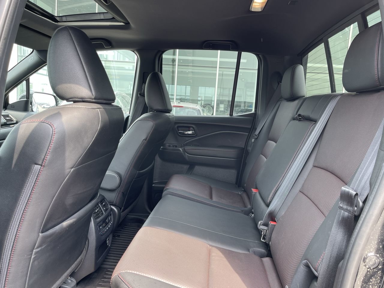 Used 2019 Crystal Black Pearl Honda Black Edition image 31