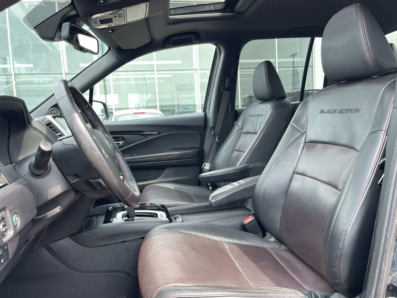 Used 2019 Crystal Black Pearl Honda Black Edition image 19