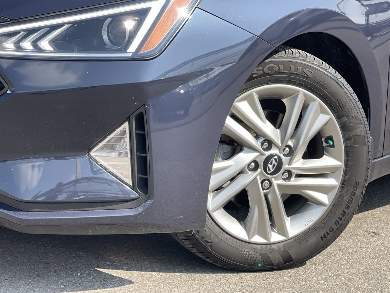 Used 2020  Hyundai Preferred w/Sun & Safety Package image 18