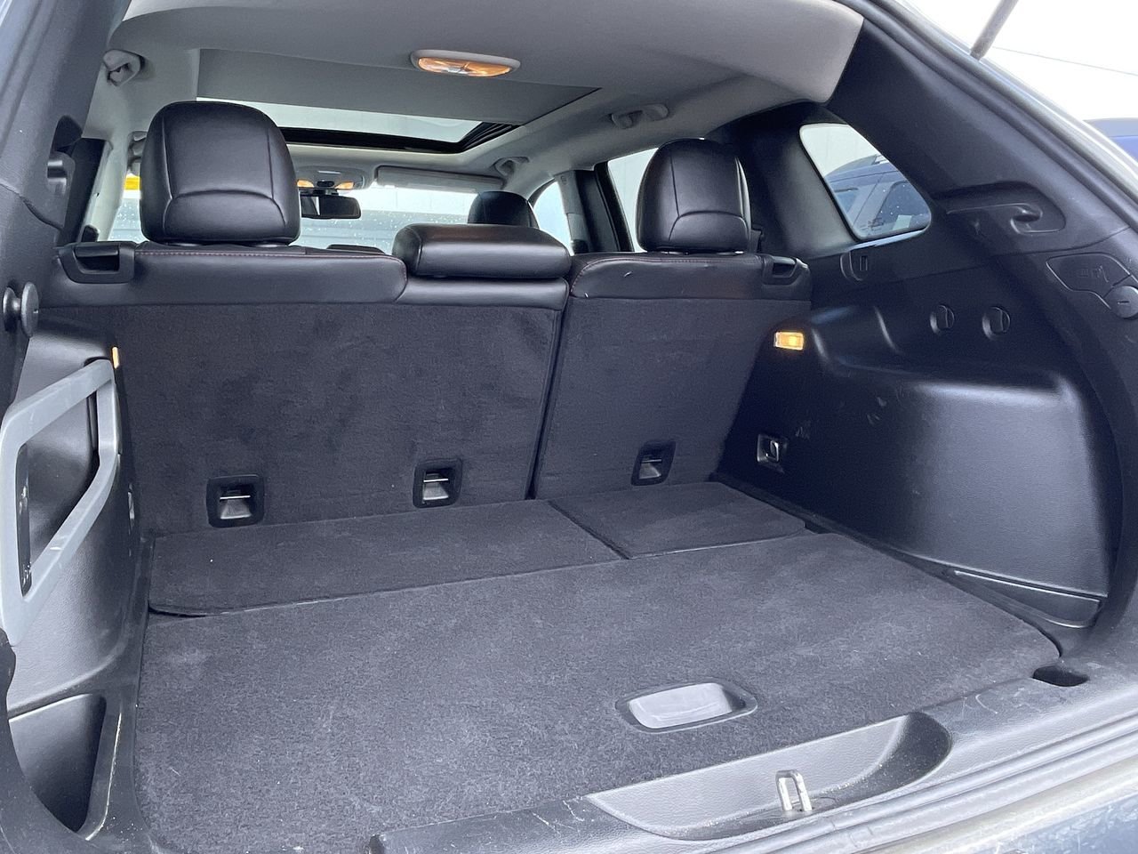 Used 2016 Billet Silver (MET) Jeep Trailhawk image 32