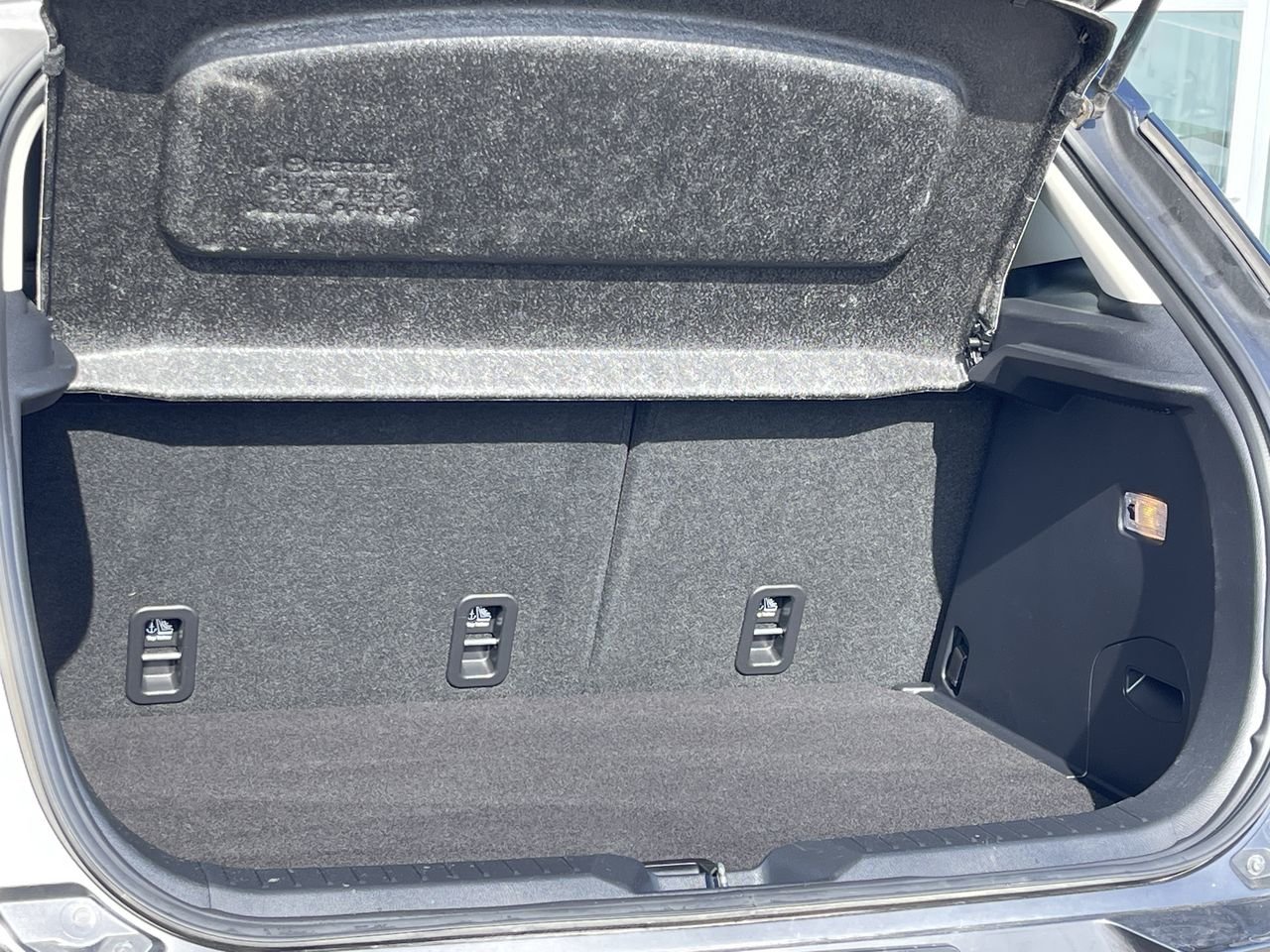 Used 2019 Machine Grey Met Mazda GS image 29