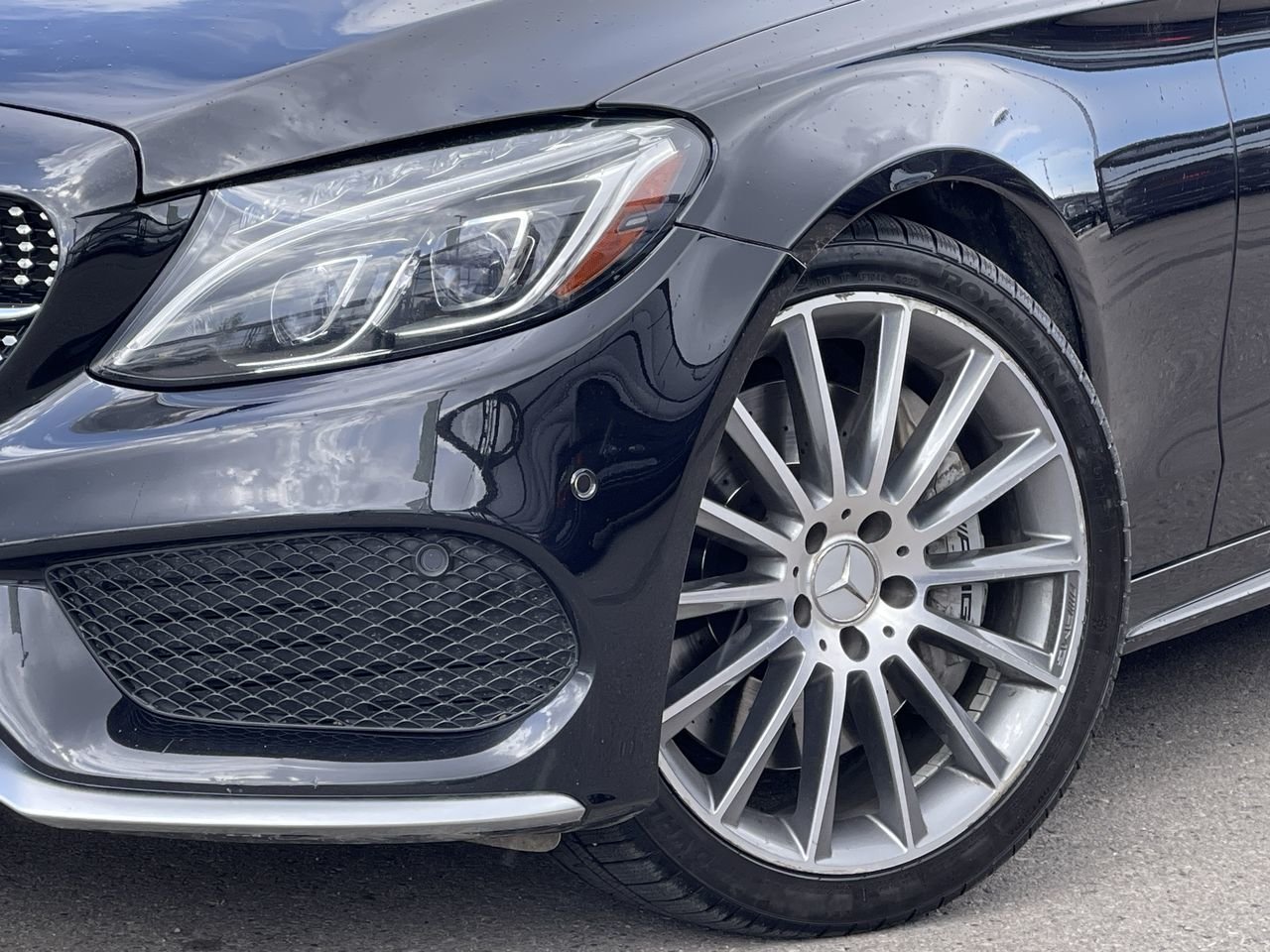 Used 2018 Black Mercedes-Benz AMG C 43 image 18