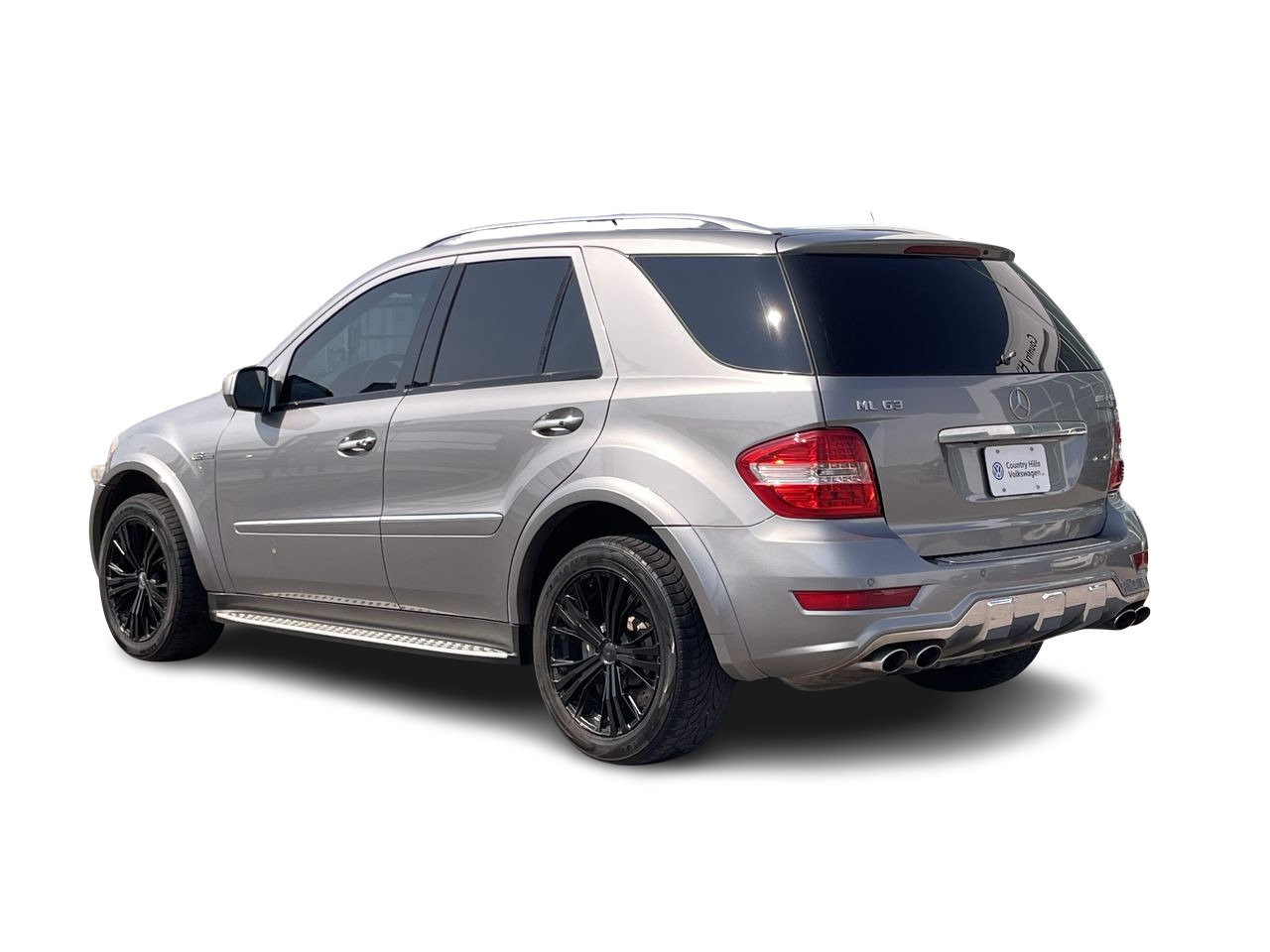 Used 2010 Tenorite Grey Met. Mercedes-Benz ML 63 AMG image 7