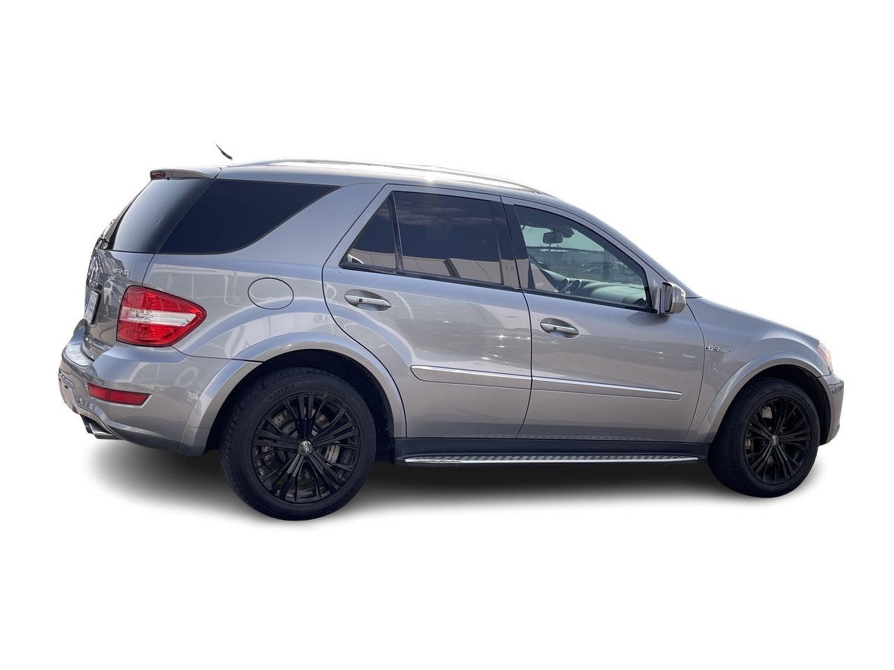 Used 2010 Tenorite Grey Met. Mercedes-Benz ML 63 AMG image 12