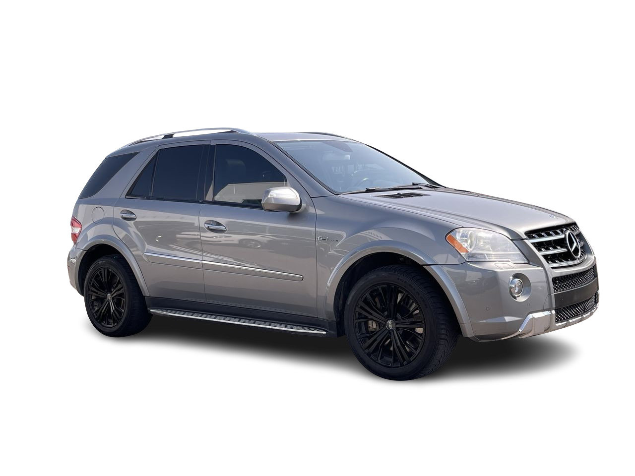 Used 2010 Tenorite Grey Met. Mercedes-Benz ML 63 AMG image 14