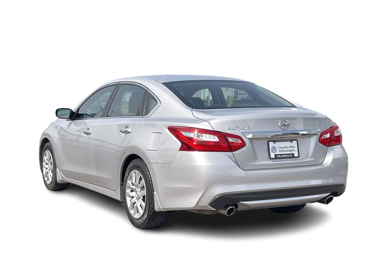 Used 2017 Brilliant Silver Met Nissan 2.5 SV image 8