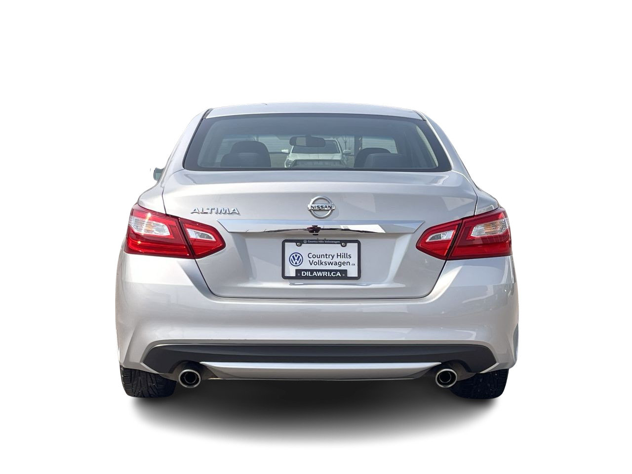 Used 2017 Brilliant Silver Met Nissan 2.5 SV image 9