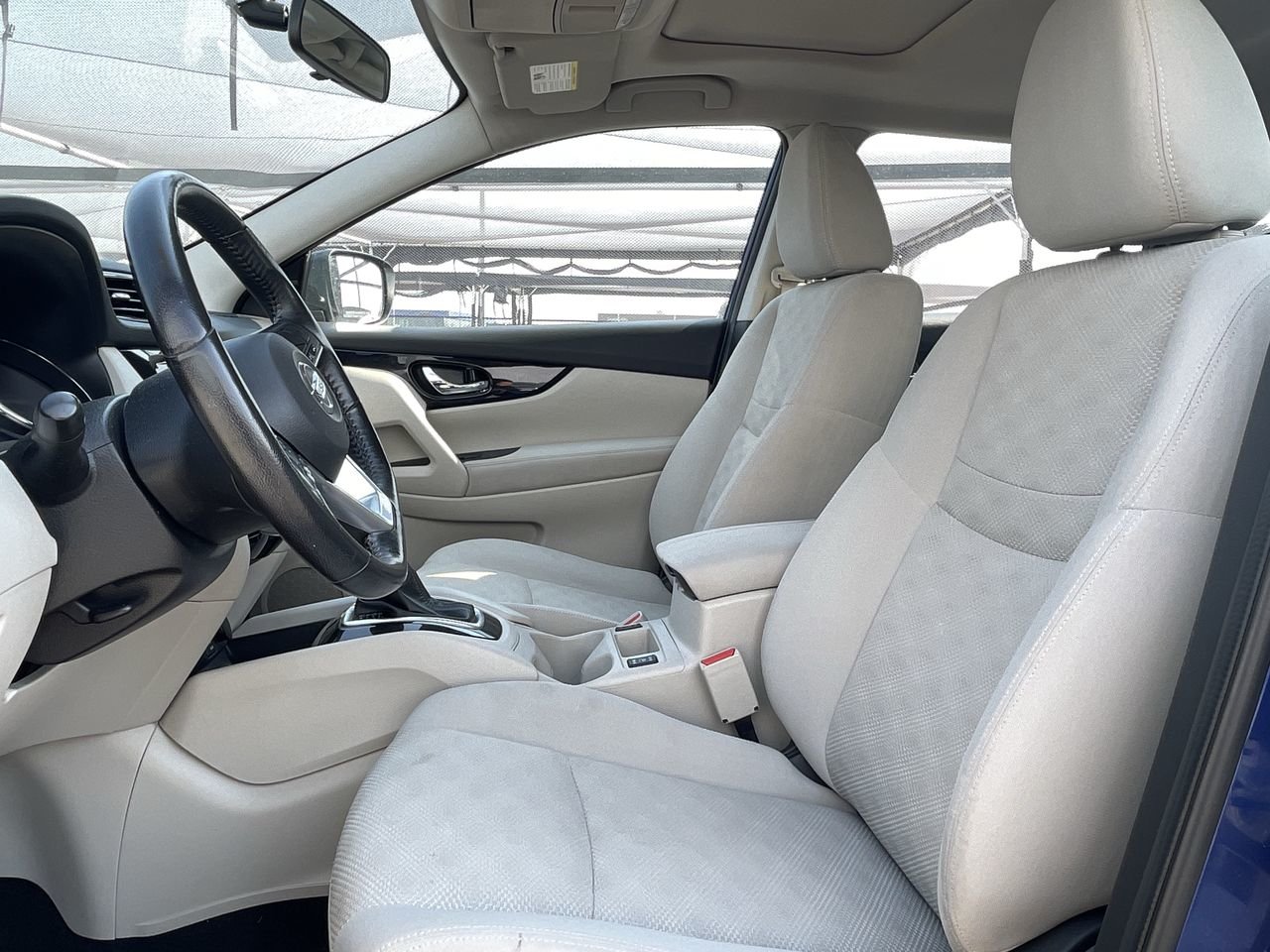 Used 2018 Caspian Blue Met Nissan SV image 19