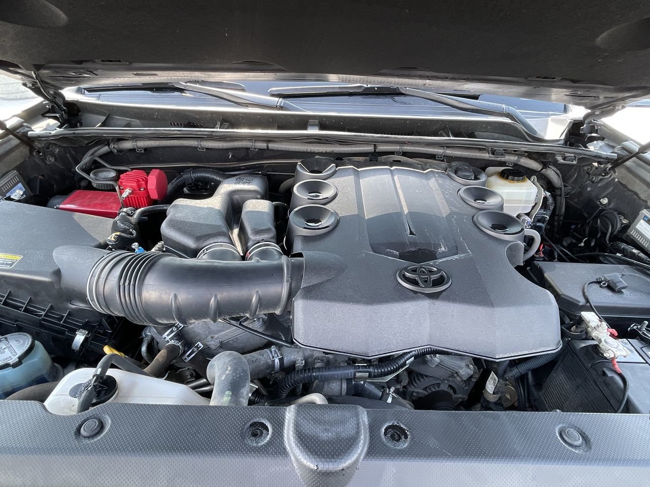 Used 2015 Magnetic Grey Met Toyota SR5 image 28