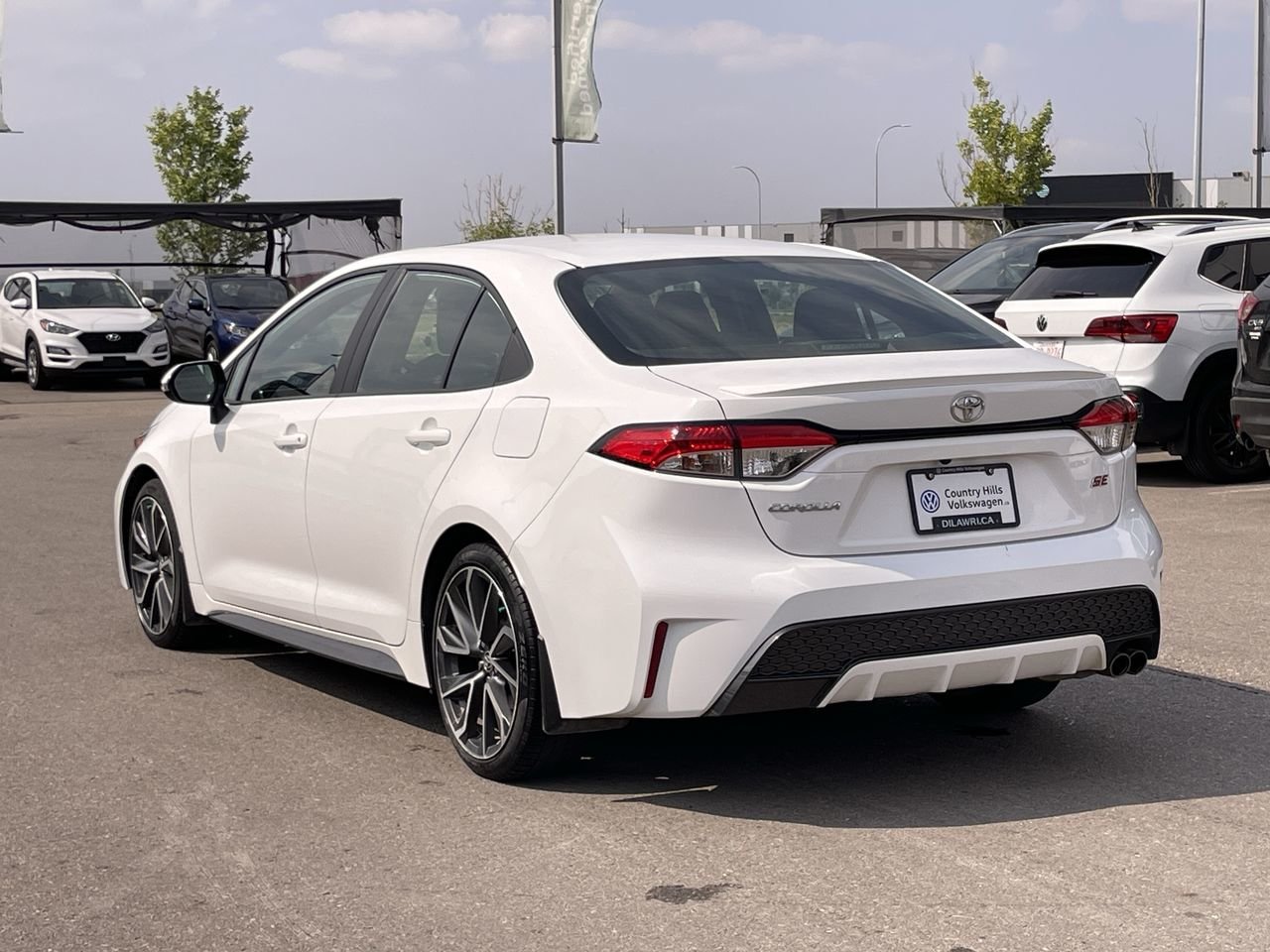 Used 2020 Super White Toyota SE image 8