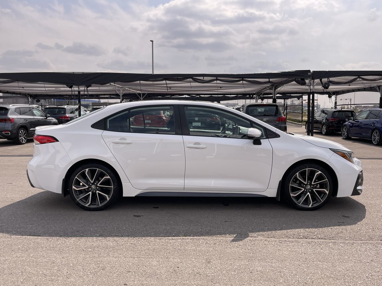 Used 2020 Super White Toyota SE image 13