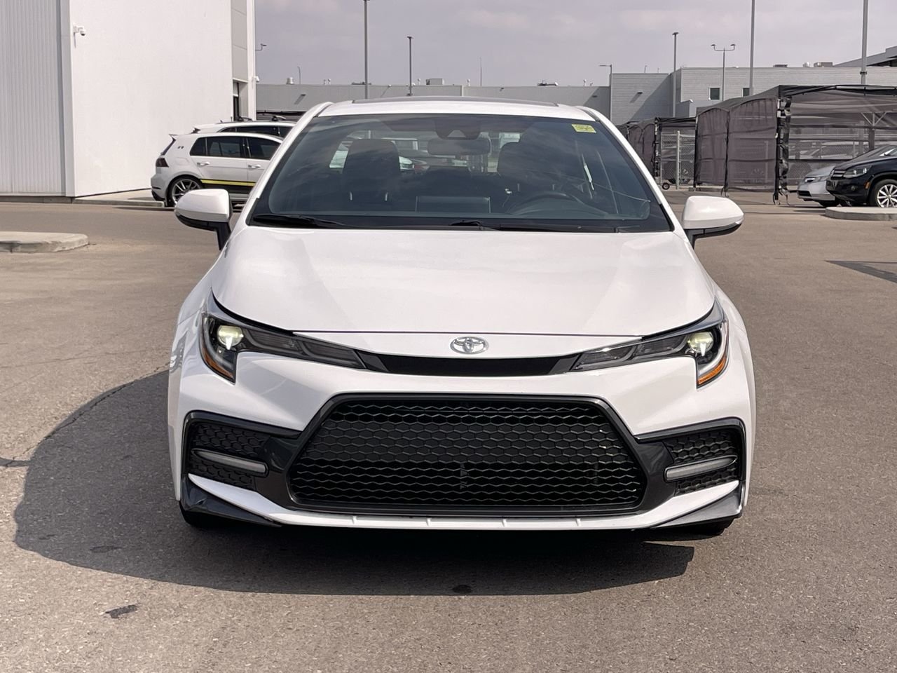 Used 2020 Super White Toyota SE image 17