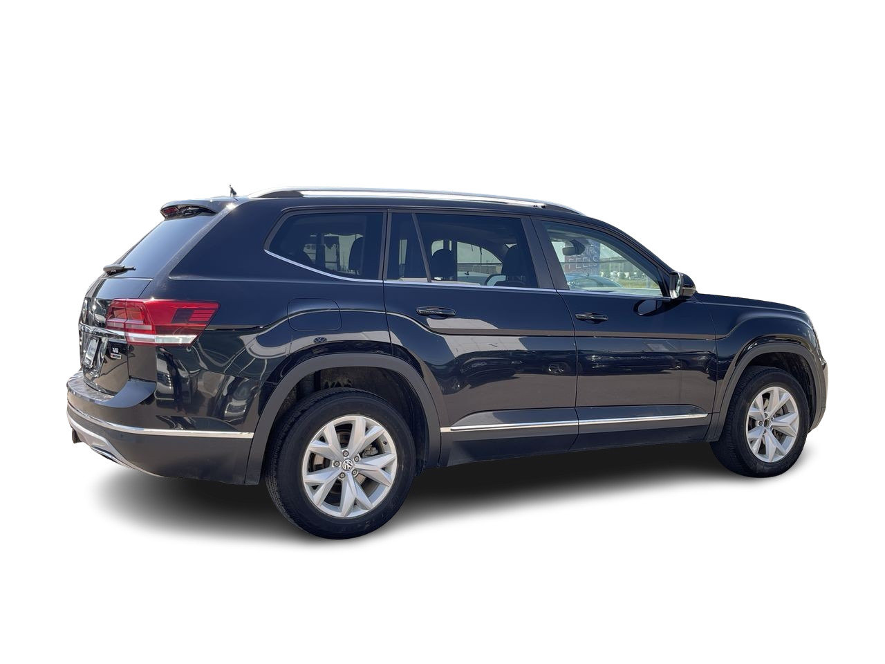 Used 2018 Deep Black Pearl Volkswagen Highline image 12