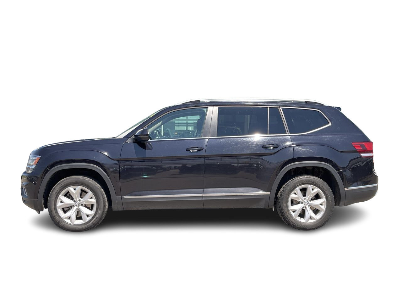 Used 2018 Deep Black Pearl Volkswagen Highline image 5