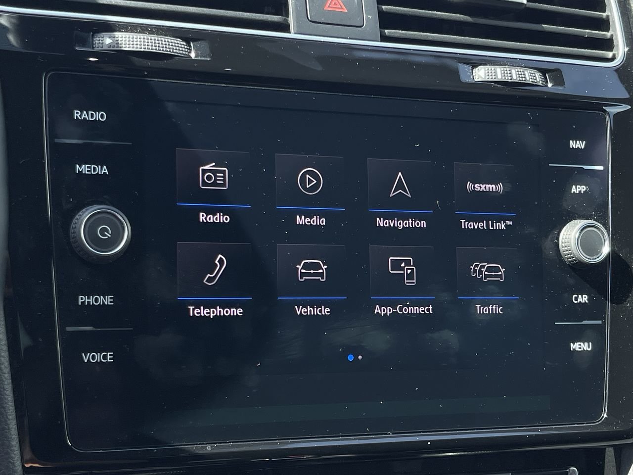 Used 2019 Lapiz Blue Met Volkswagen 5-Dr 2.0T 4MOTION at DSG image 24