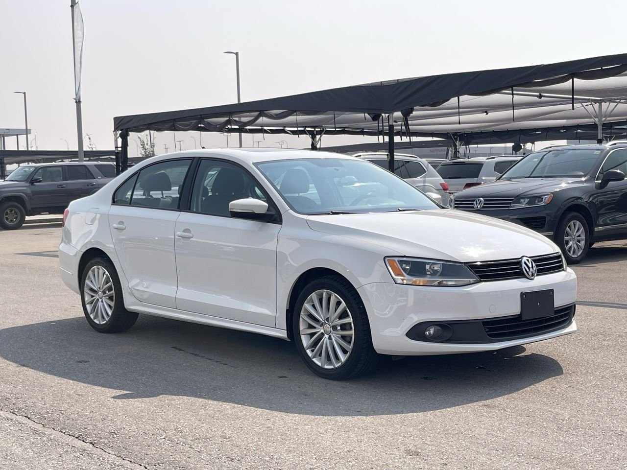 Used 2011 Candy White Volkswagen Sportline image 15