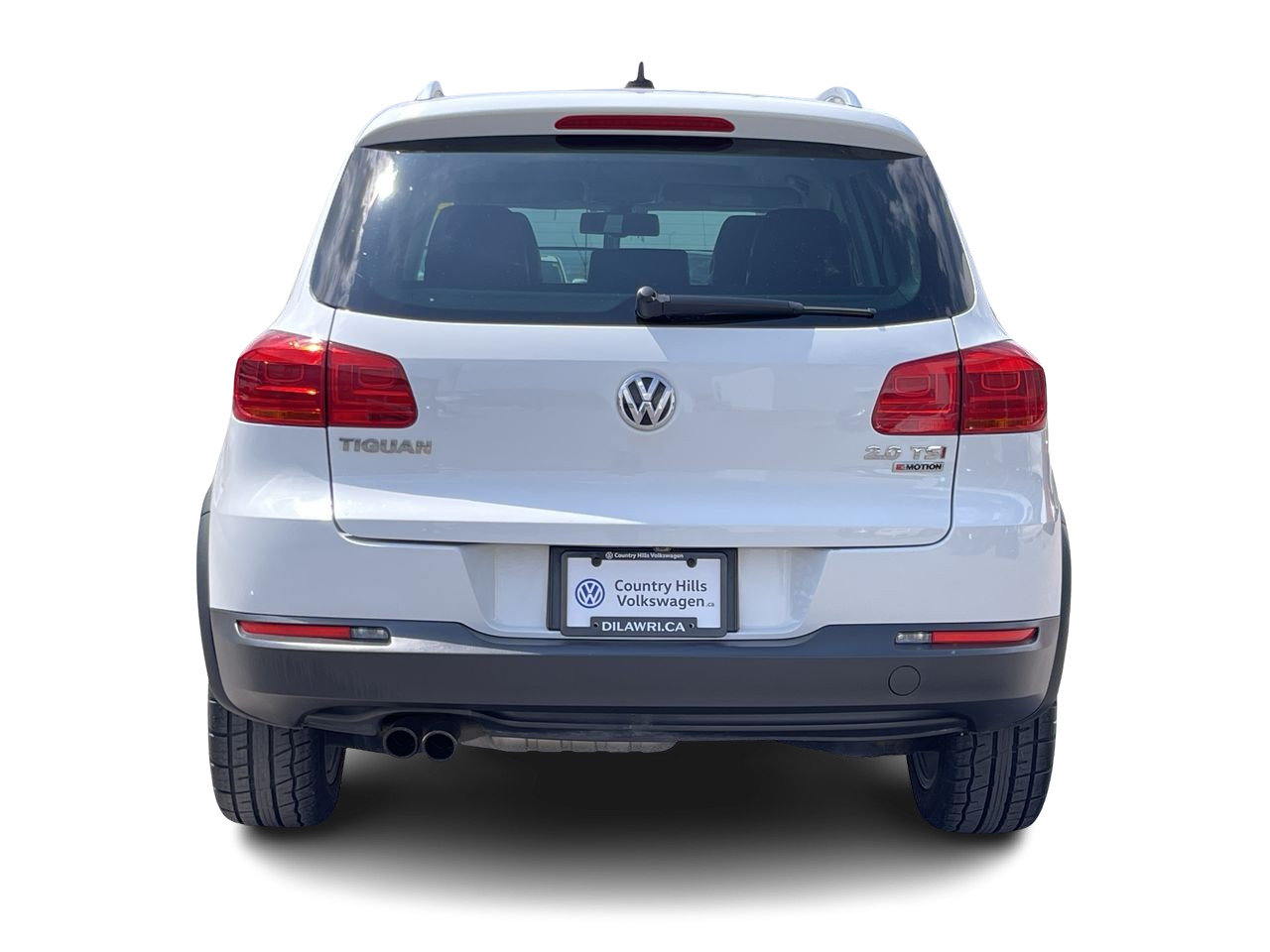 Used 2017 Pure White Volkswagen Highline image 9