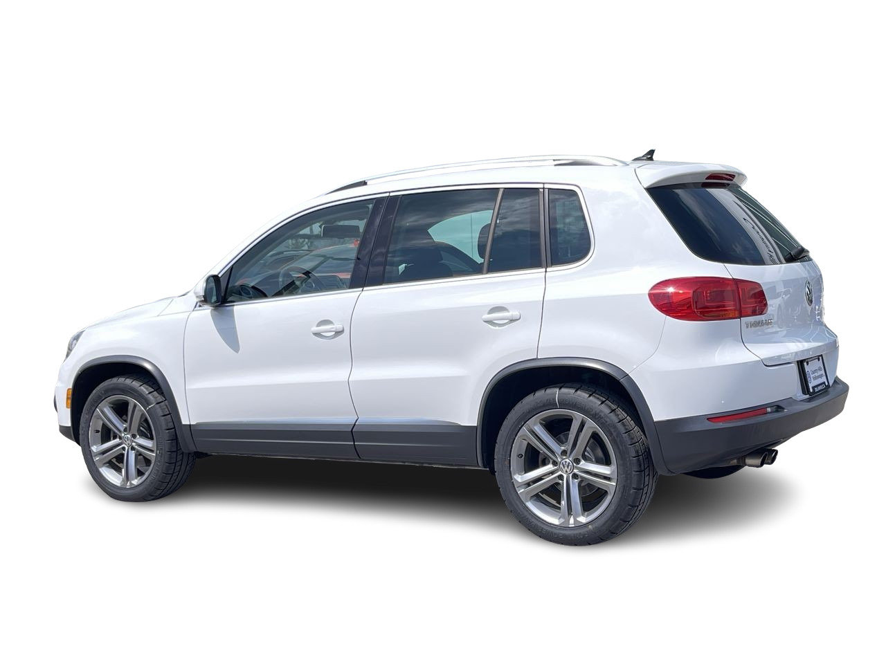 Used 2017 Pure White Volkswagen Highline image 6