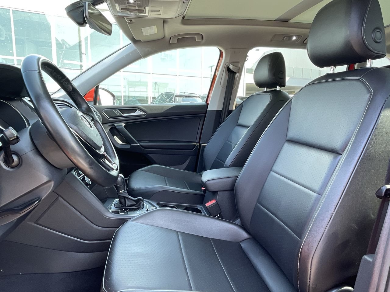 Used 2018 Habanero Orange Met Volkswagen Comfortline image 19