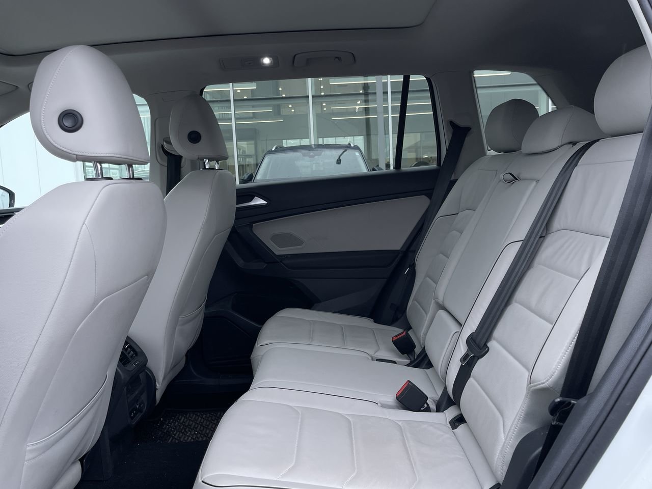 Certified Used 2019 Pure White Volkswagen Highline image 21