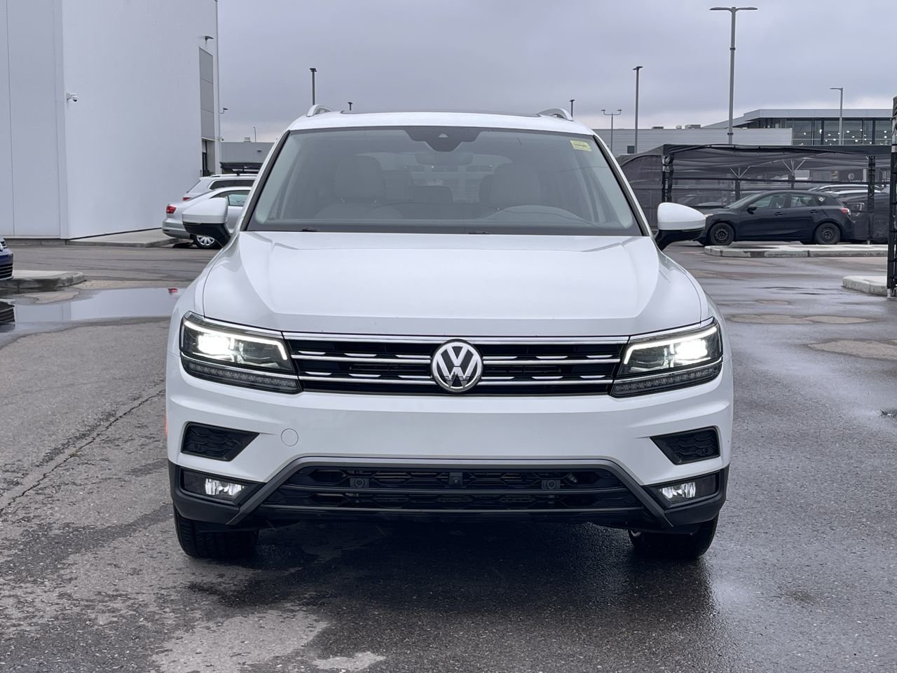 Certified Used 2019 Pure White Volkswagen Highline image 17