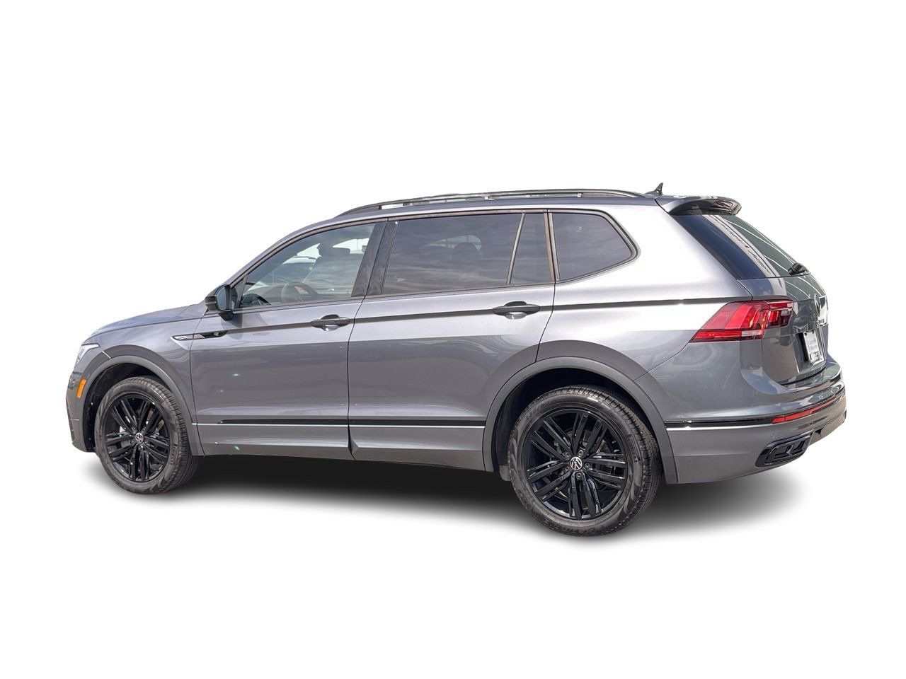 Certified Used 2022 Platinum Grey Met Volkswagen Comfortline R-Line Black Edition image 6