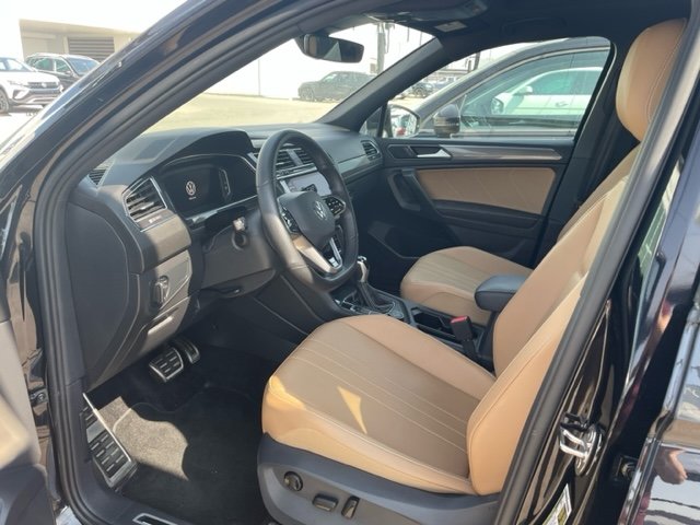 Certified Used 2022 Deep Black Pearl Volkswagen Comfortline R-Line Black Edition image 6