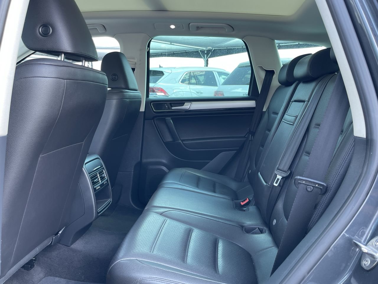 Used 2015 Dark Flint Met Volkswagen Sportline image 30