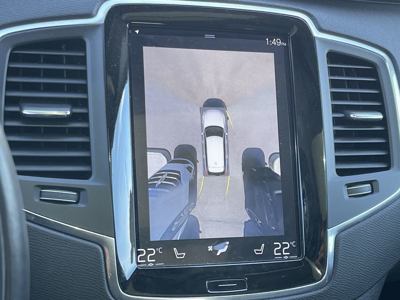 Used 2016 Osmium Grey Volvo T6 Momentum image 25