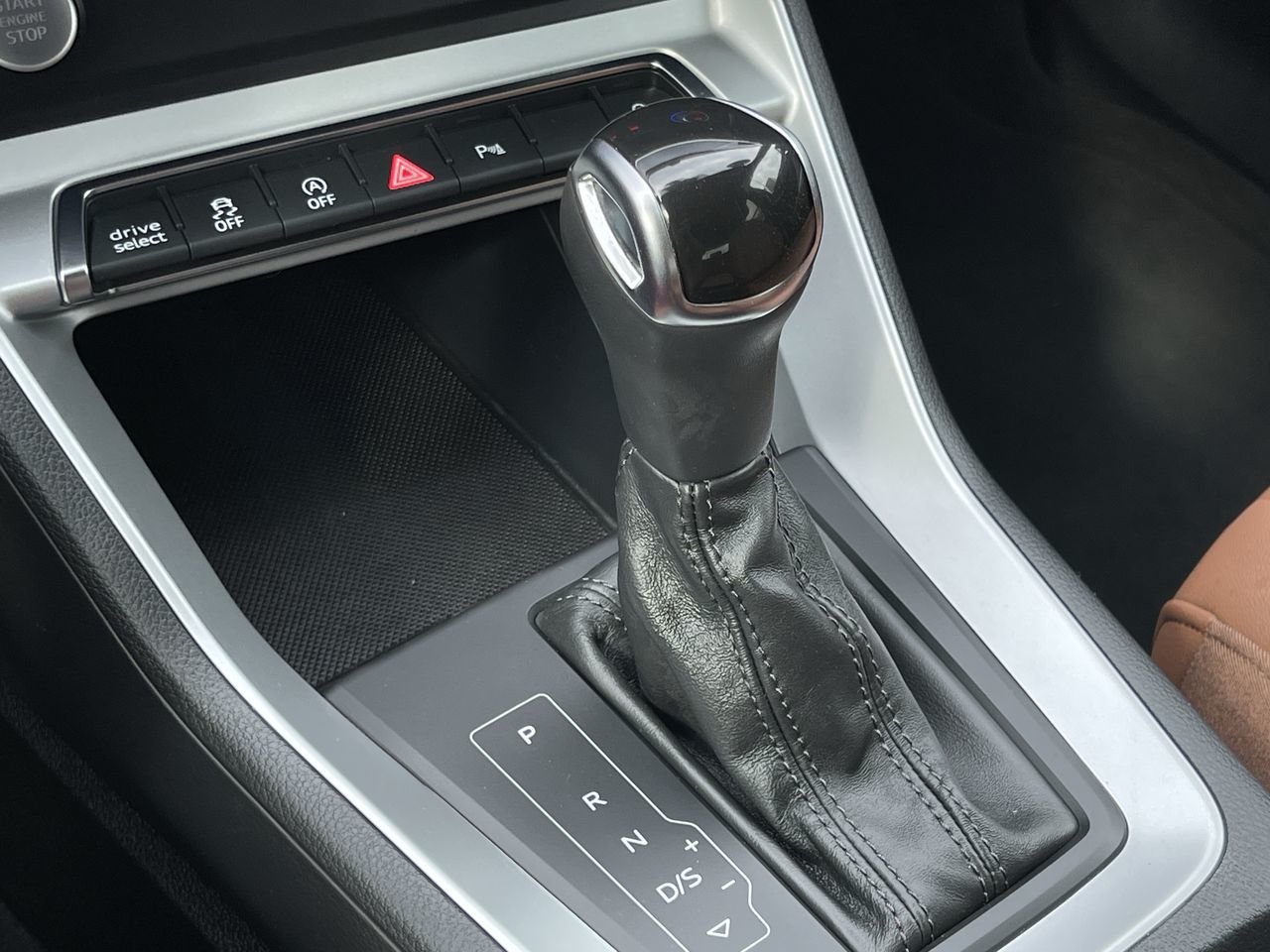 Used 2020  Audi 45 2.0T Progressiv quattro 8sp Tiptronic image 27