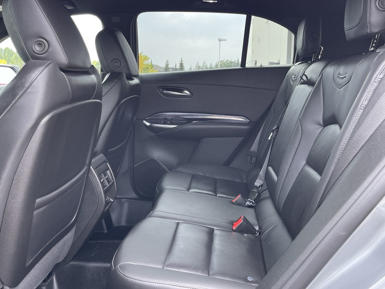 Used 2023 grey Cadillac Luxury - AWD image 29