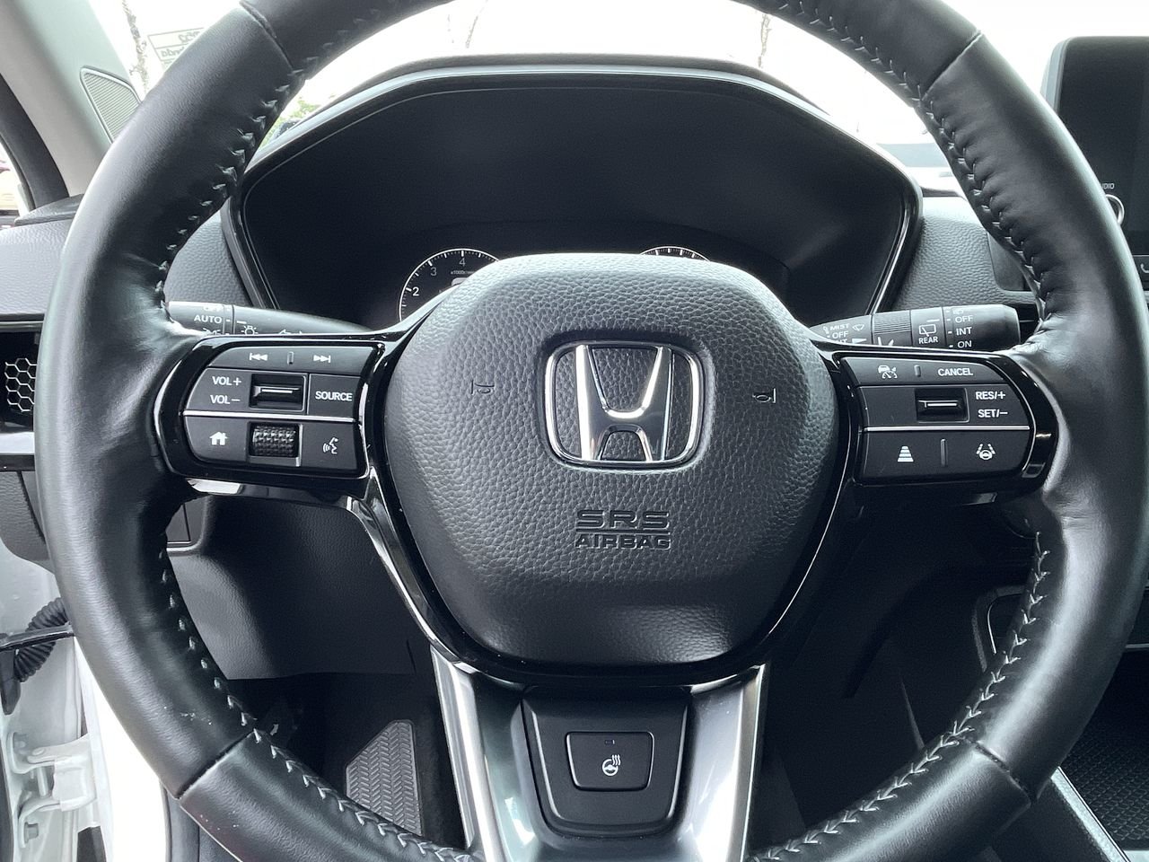 Used 2023  Honda Sport 4WD, Sunroof, Apple Carplay image 22
