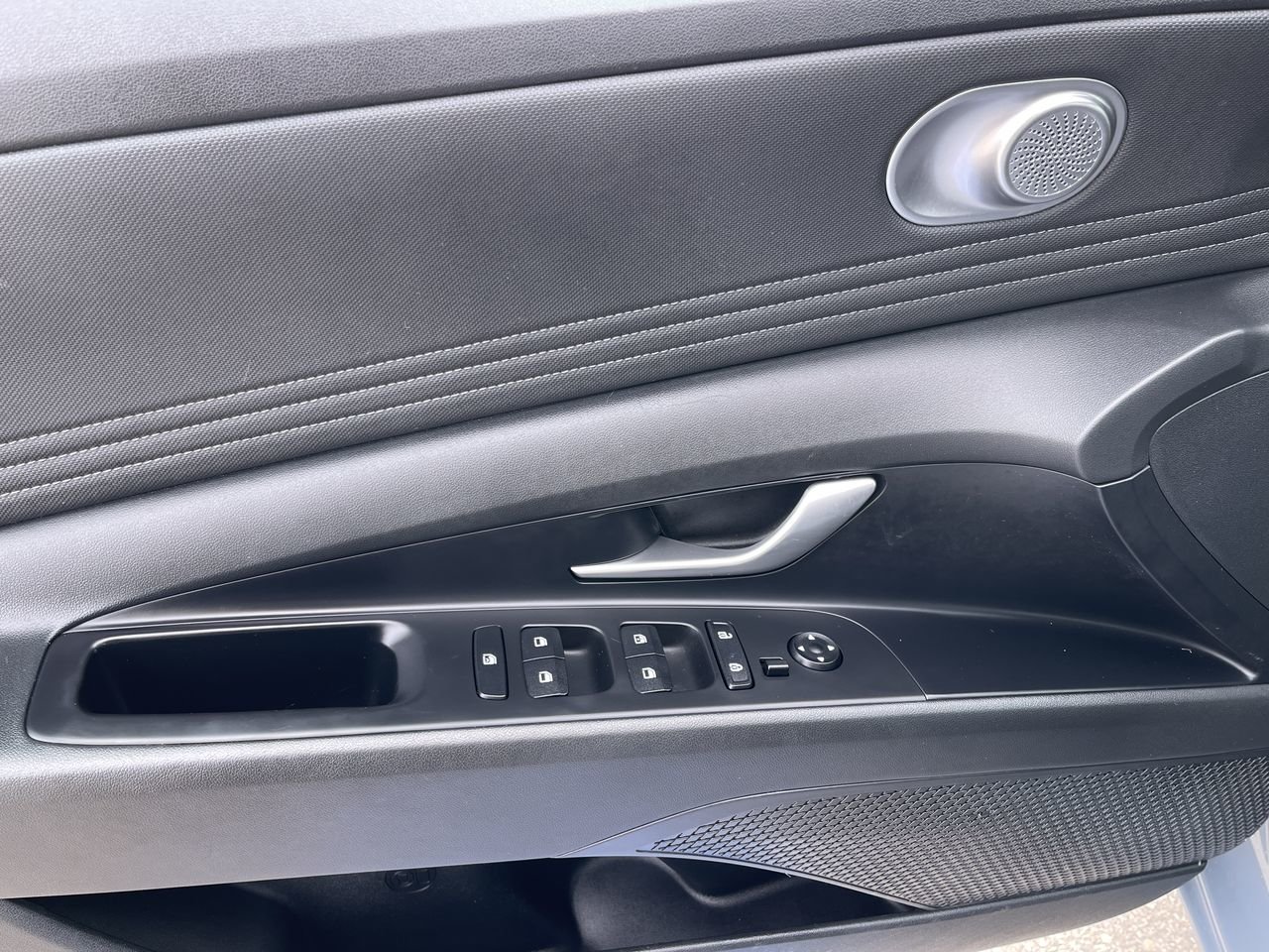 Used 2022 Grey Hyundai Preferred IVT, Safety Sensing Tech image 20