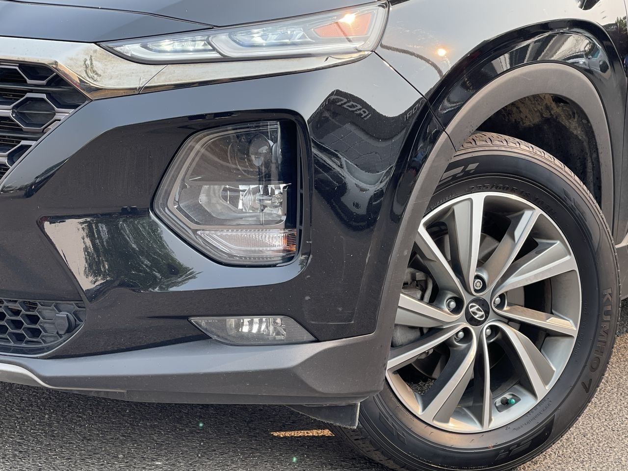 Used 2019 Black Hyundai Preferred AWD 2.4L Dark Chrome image 2