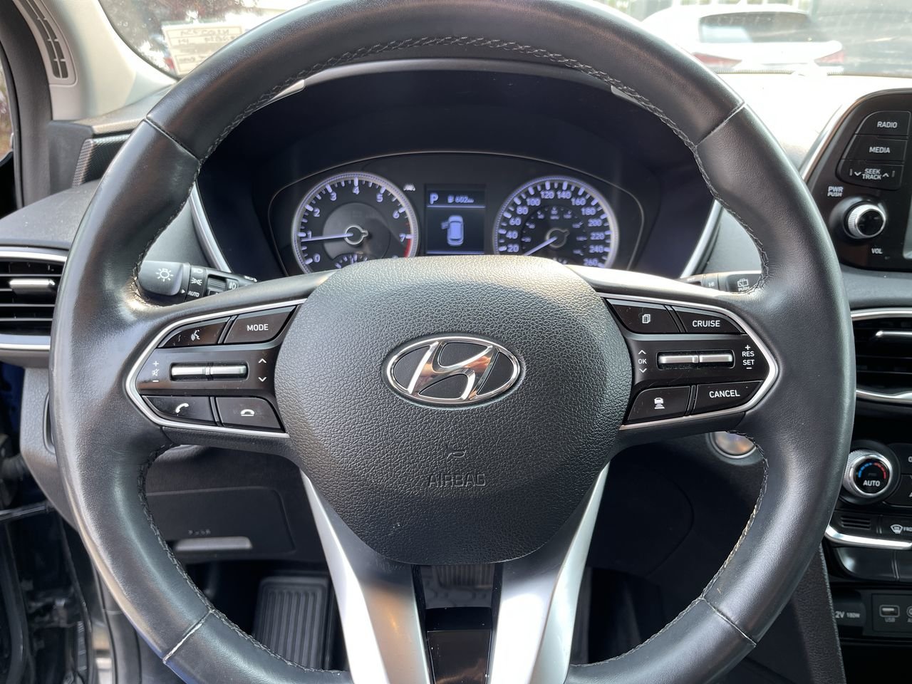 Used 2019 Black Hyundai Preferred AWD 2.4L Dark Chrome image 6