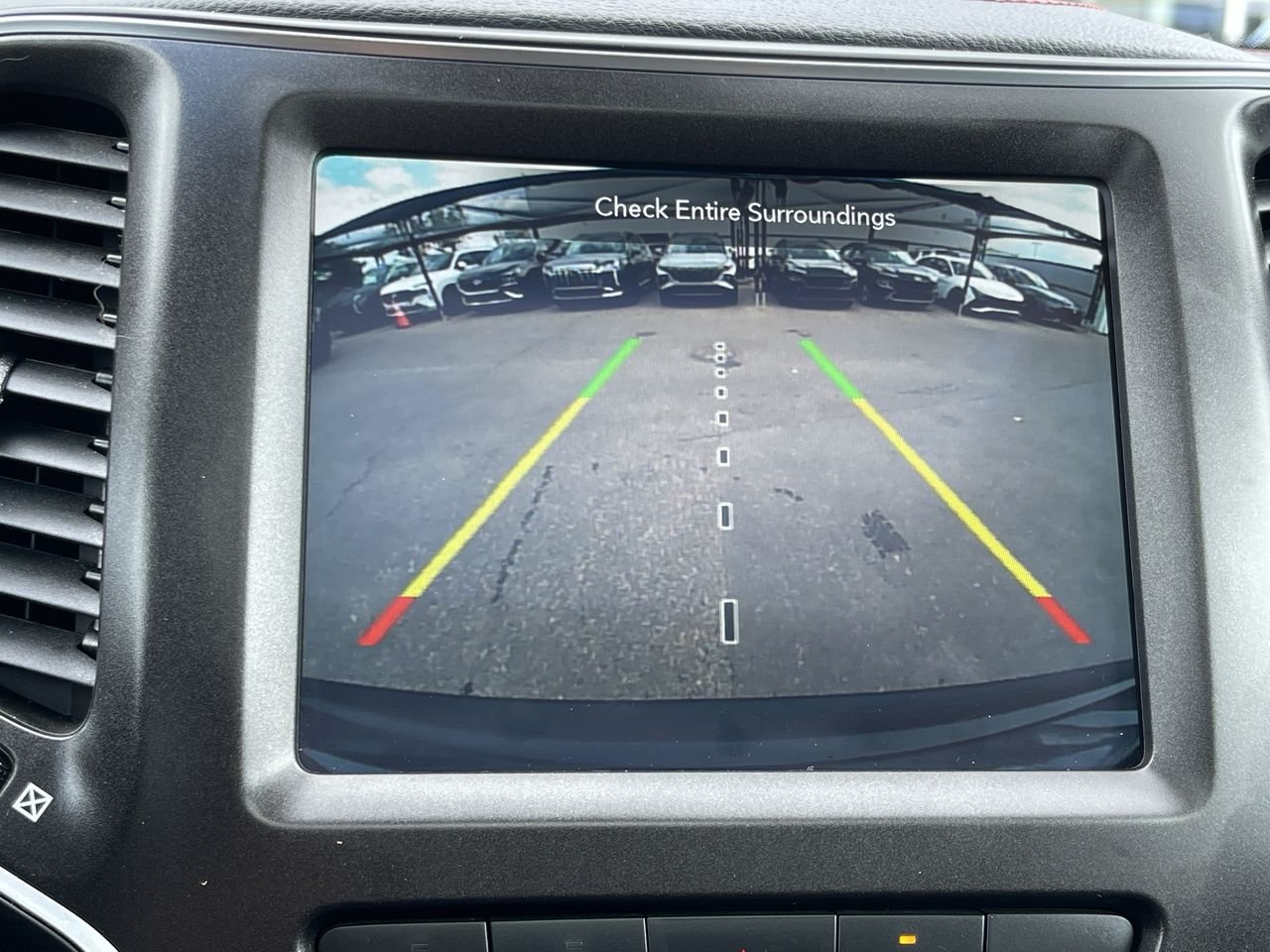 Used 2020  Jeep 4x4 Trailhawk W/ Panoramic Sunroof image 12