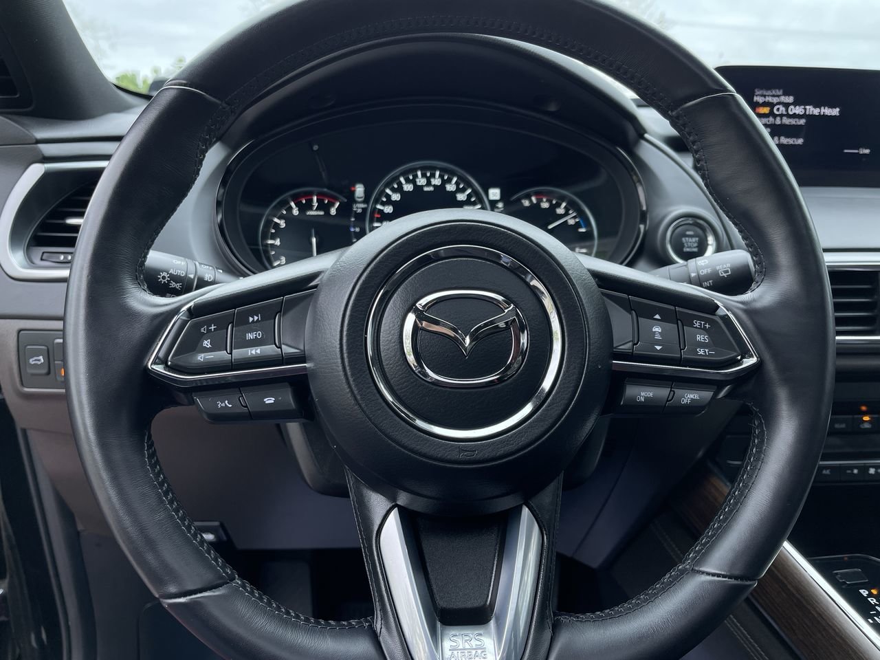 Used 2022  Mazda Signature, 7 Passenger, Leather, Sunroof image 22