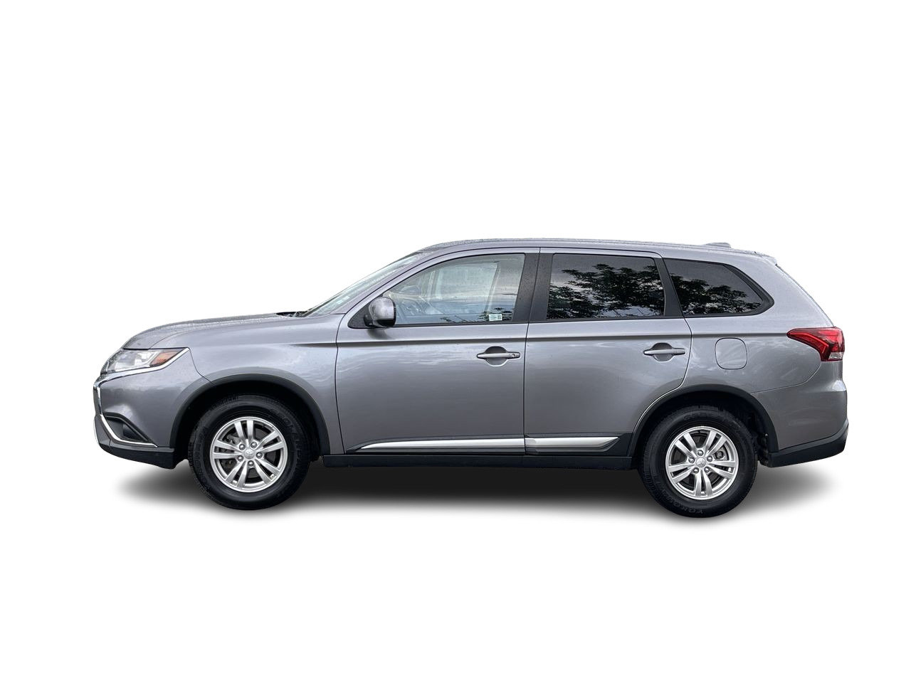 Used 2019  Mitsubishi ES 4WD, Heated Seats, Backup Camera image 5