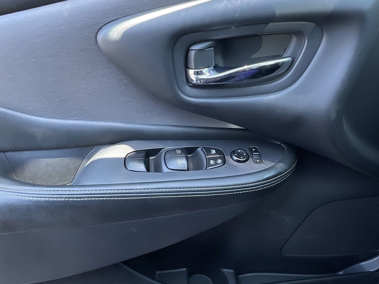 Used 2019  Nissan SV AWD CVT, Navigation, Sunroof image 21