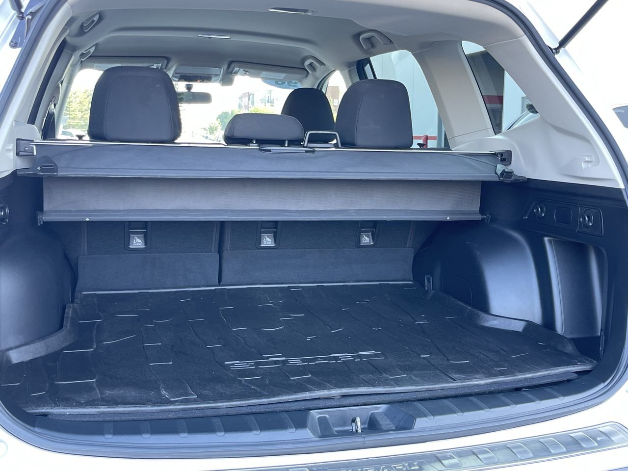 Used 2020  Subaru Convenience CVT AWD image 30