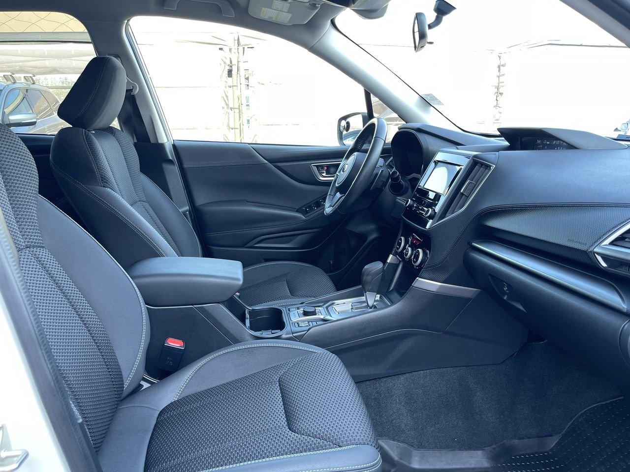 Used 2020  Subaru Convenience CVT AWD image 31