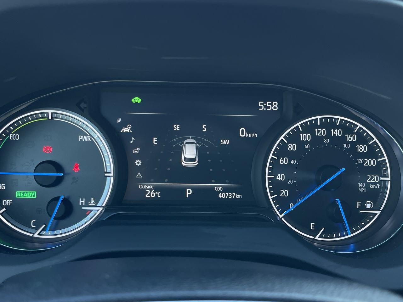 Used 2021  Toyota Venza Limited image 23