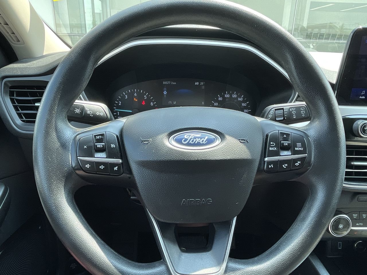 Used 2020 Agate Black (MET) Ford SE AWD image 22