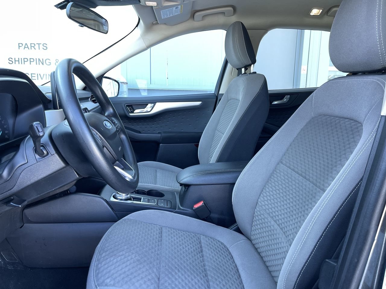 Used 2020 Agate Black (MET) Ford SE AWD image 19