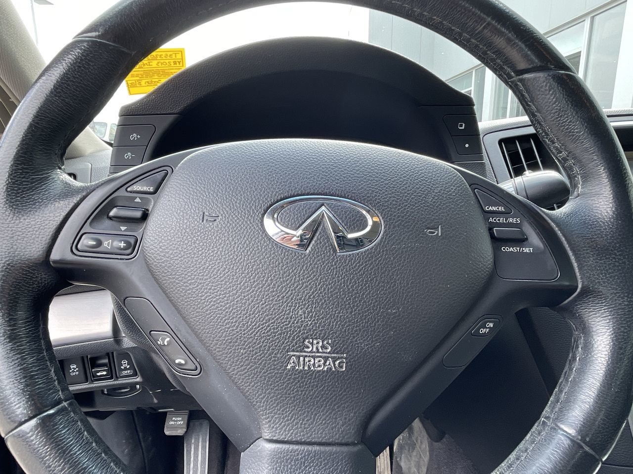 Used 2013 Malbec Black INFINITI Sedan AWD Sport image 9