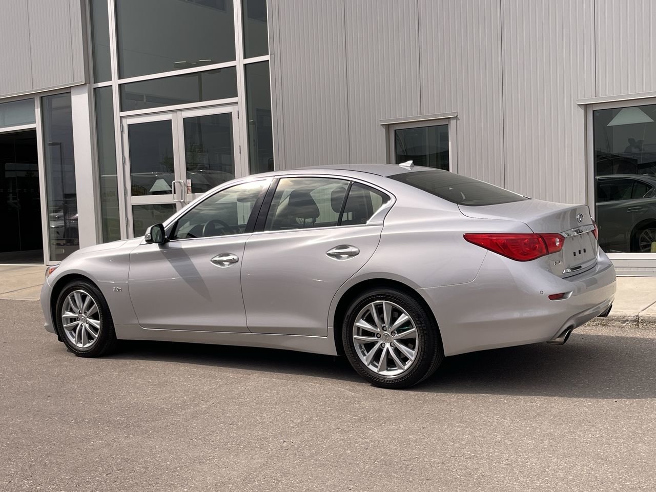 Used 2017 Platinum Ice Met INFINITI 3.0T AWD image 6